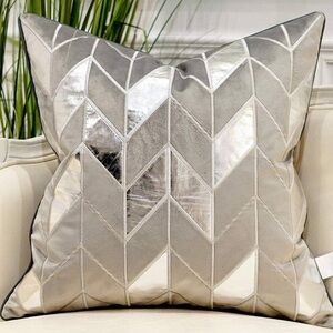 Home Decor Set Square Accent Pillows Gray Silver Velvet Cushions 18x18